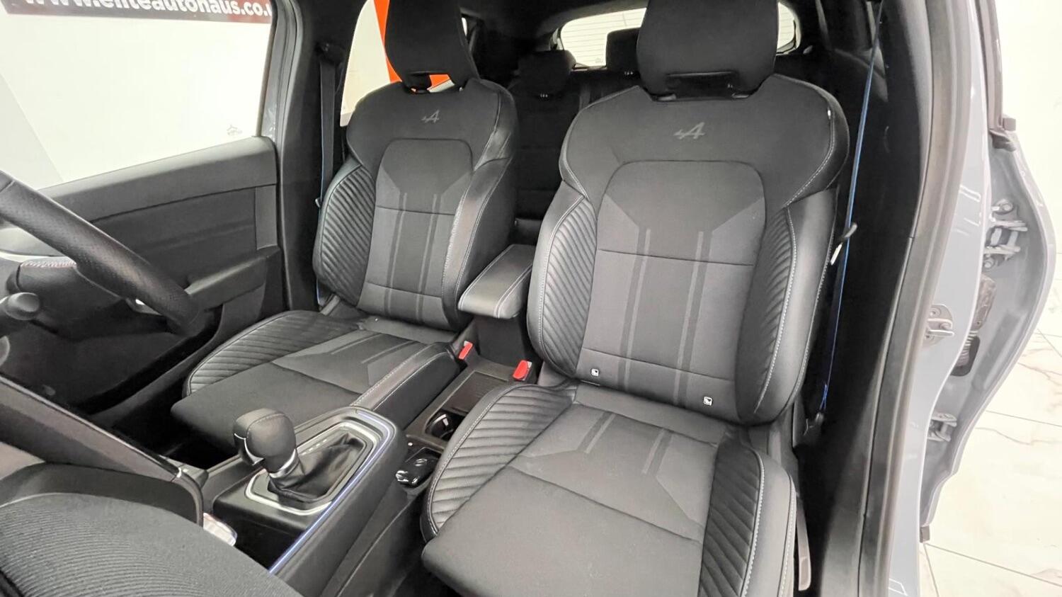 Used Renault Clio 2024 for sale - 76126388: Photo 61