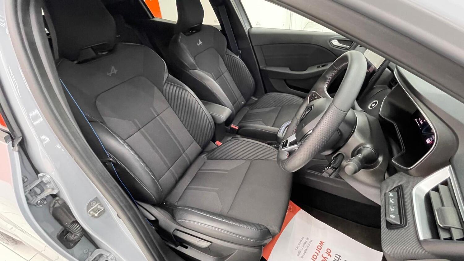Used Renault Clio 2024 for sale - 76126388: Photo 69