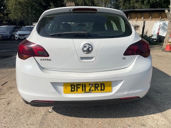 Used Vauxhall Astra 2011 for sale - 75655945: Photo