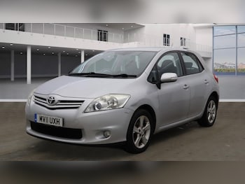 Used Toyota Auris 2011 for sale - 77467844: Photo
