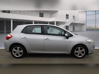Used Toyota Auris 2011 for sale - 77467844: Photo