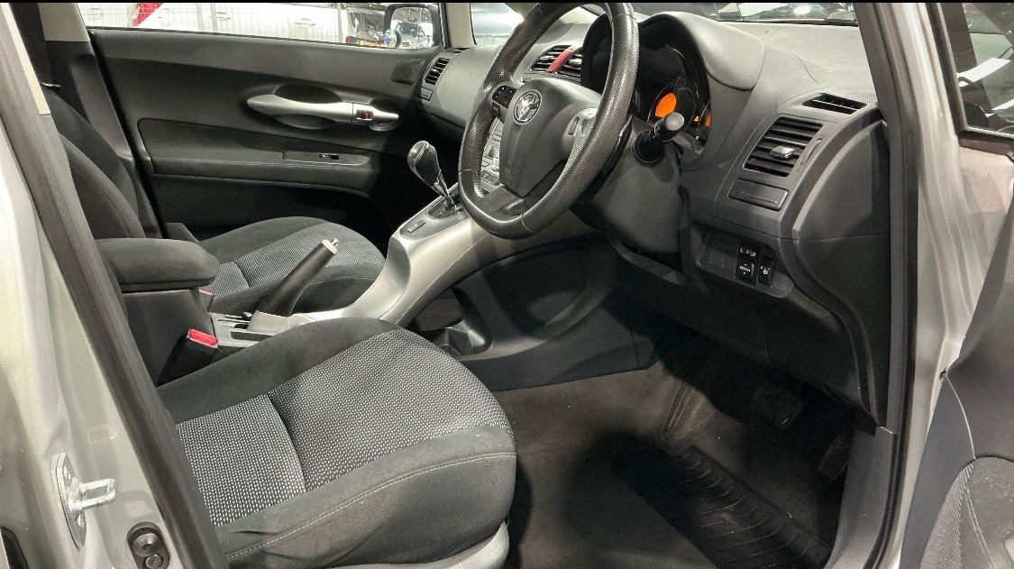 Used Toyota Auris 2011 for sale - 77467844: Photo 5