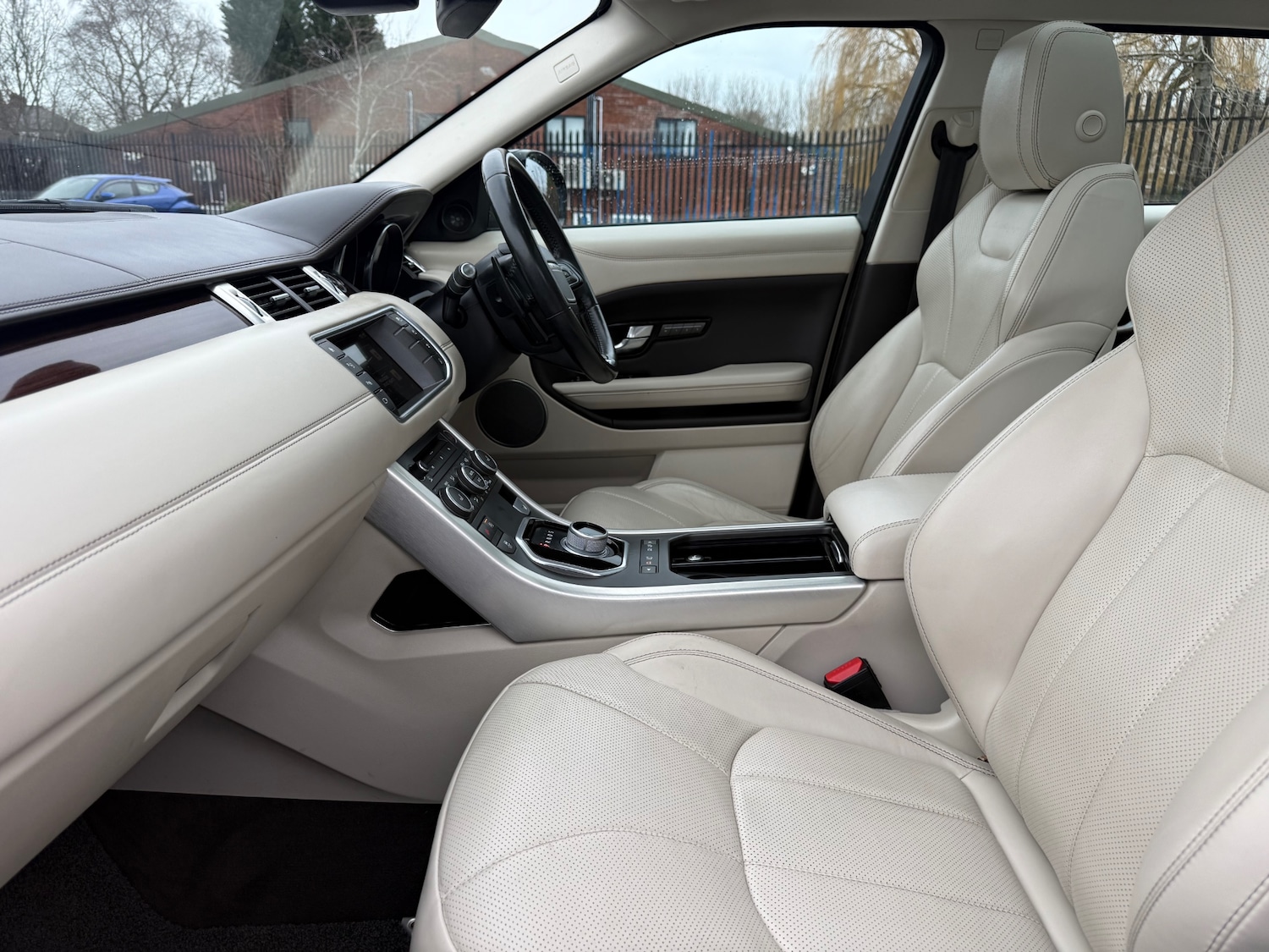 Used Land Rover Range Rover Evoque 2016 for sale - 77223119: Photo 12