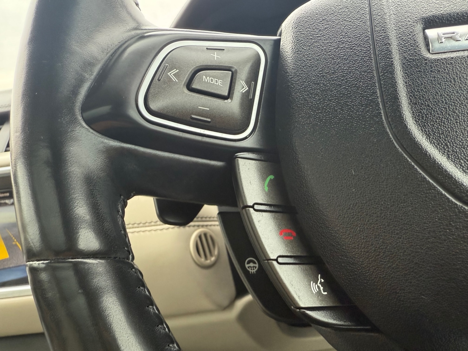 Used Land Rover Range Rover Evoque 2016 for sale - 77223119: Photo 23