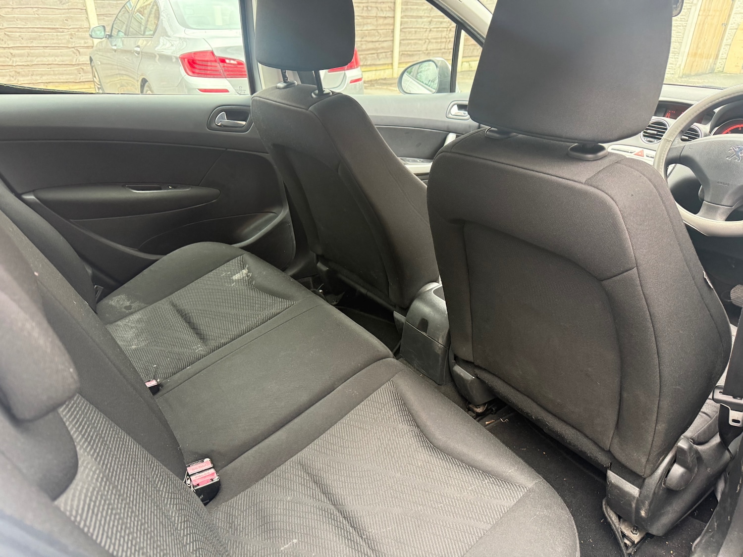 Used Peugeot 308 2010 for sale - 77423827: Photo 11