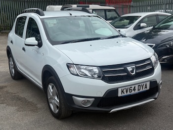 Used Dacia Sandero Stepway 2015 for sale - 78936105: Photo