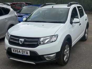Used Dacia Sandero Stepway 2015 for sale - 78936105: Photo