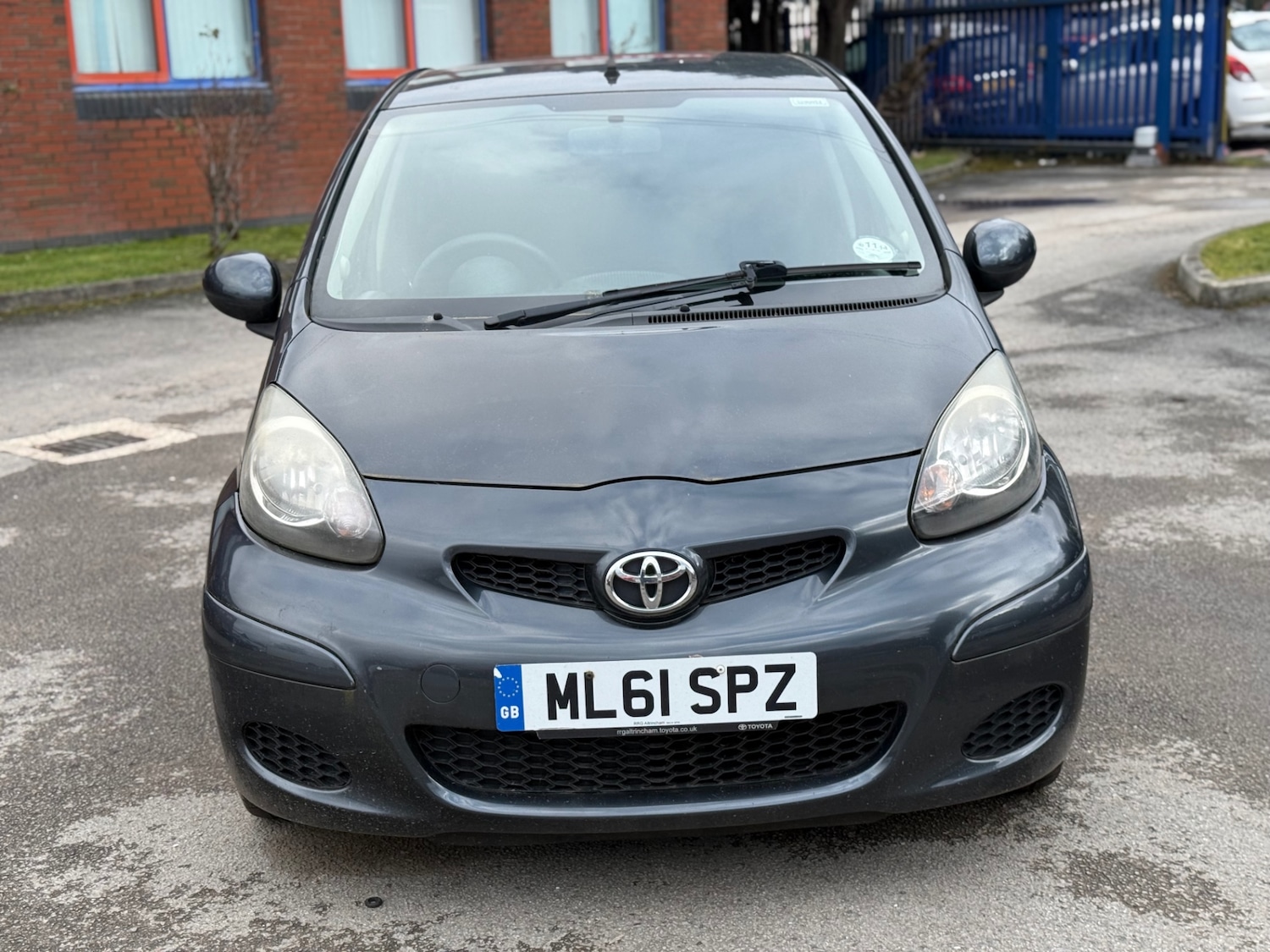 Used Toyota AYGO 2011 for sale - 77774512: Photo 2