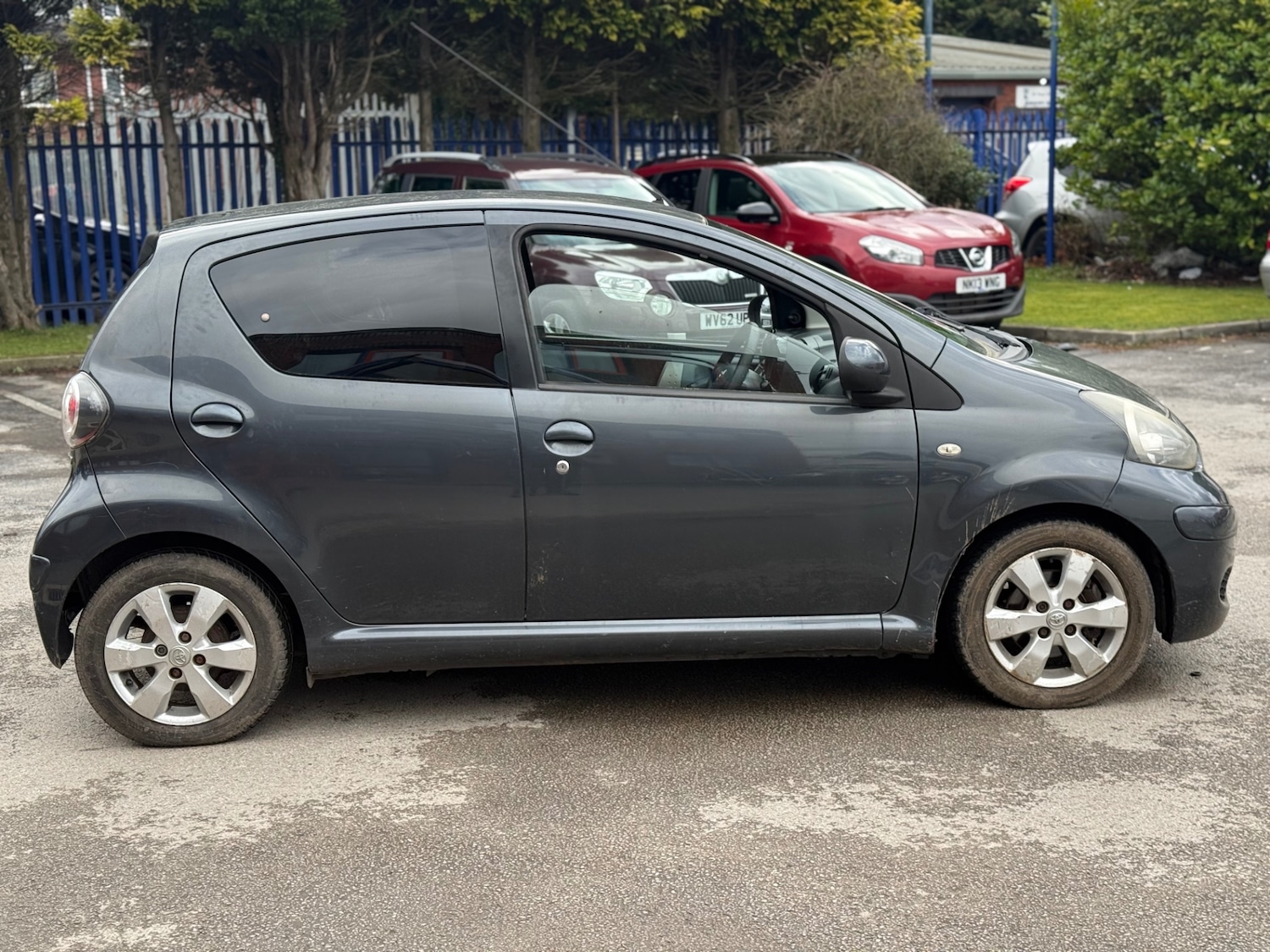 Used Toyota AYGO 2011 for sale - 77774512: Photo 8