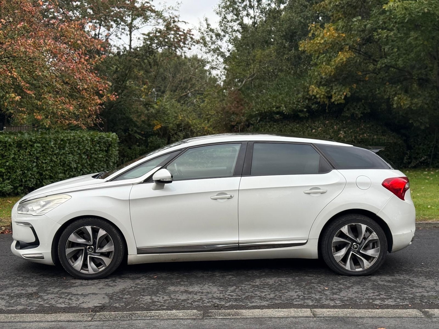 Used Citroen DS5 2013 for sale - 76656521: Photo 6