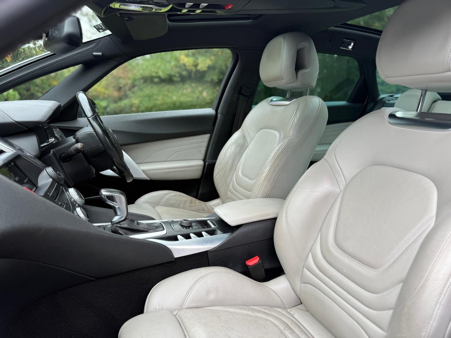 Used Citroen DS5 2013 for sale - 76656521: Photo 9