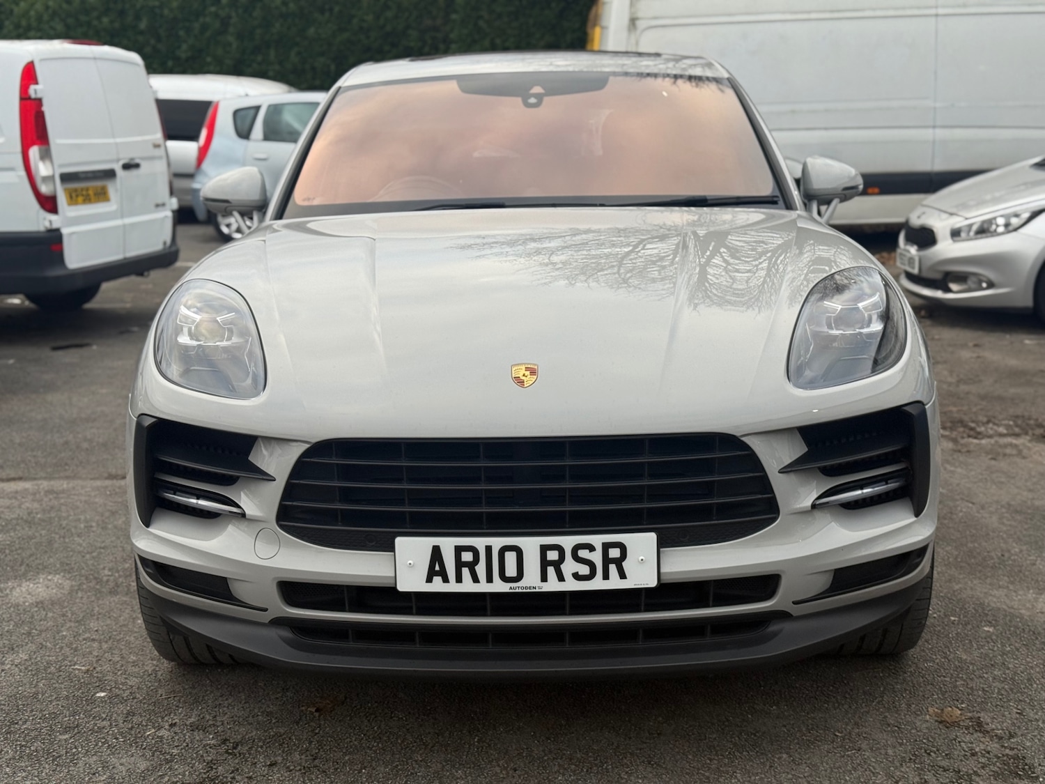 Used Porsche Macan 2019 for sale - 77189082: Photo 2