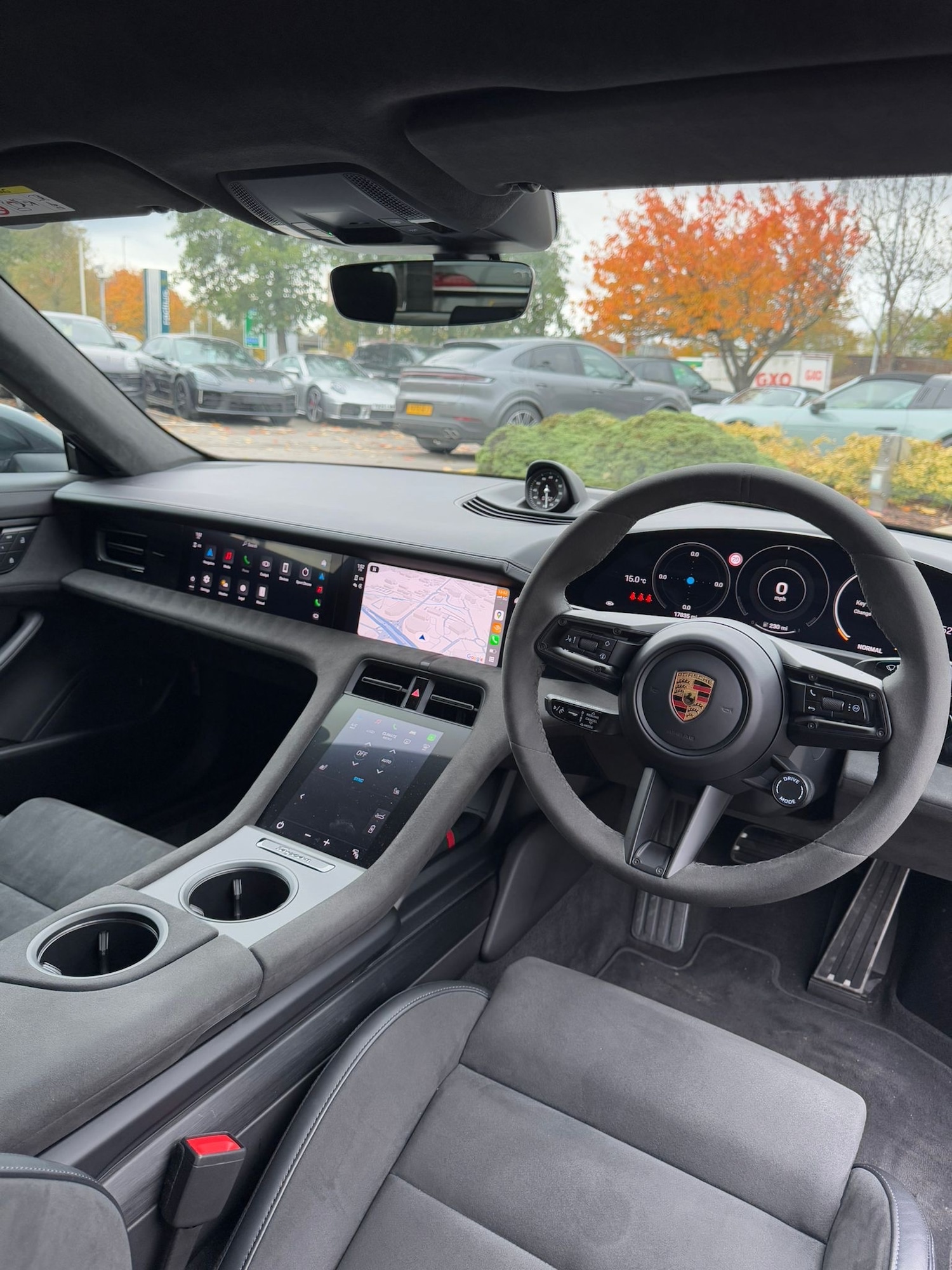 Used Porsche Taycan 2023 for sale - 76752030: Photo 16