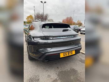 Used Porsche Taycan 2023 for sale - 76752030: Photo