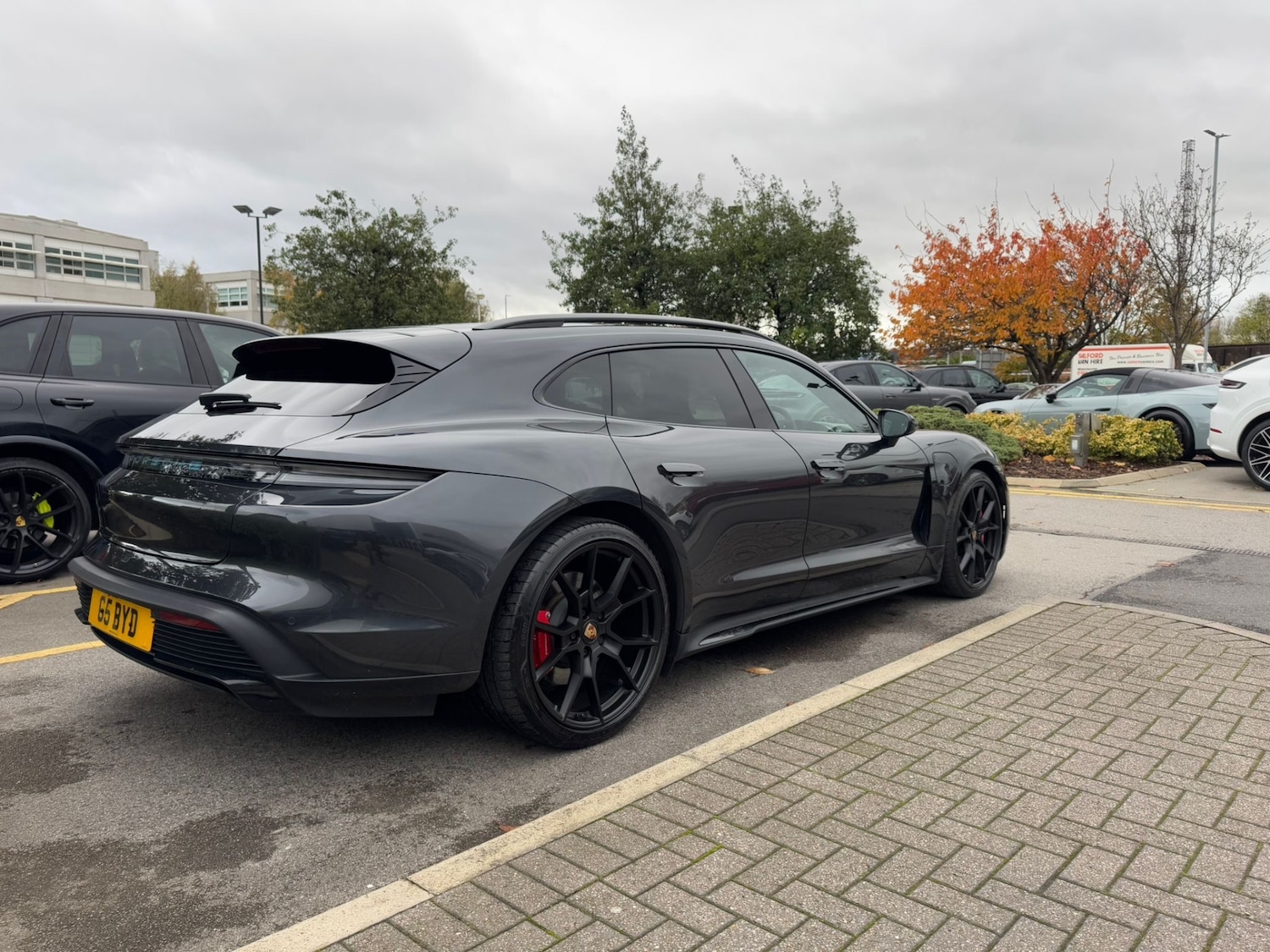 Used Porsche Taycan 2023 for sale - 76752030: Photo 6