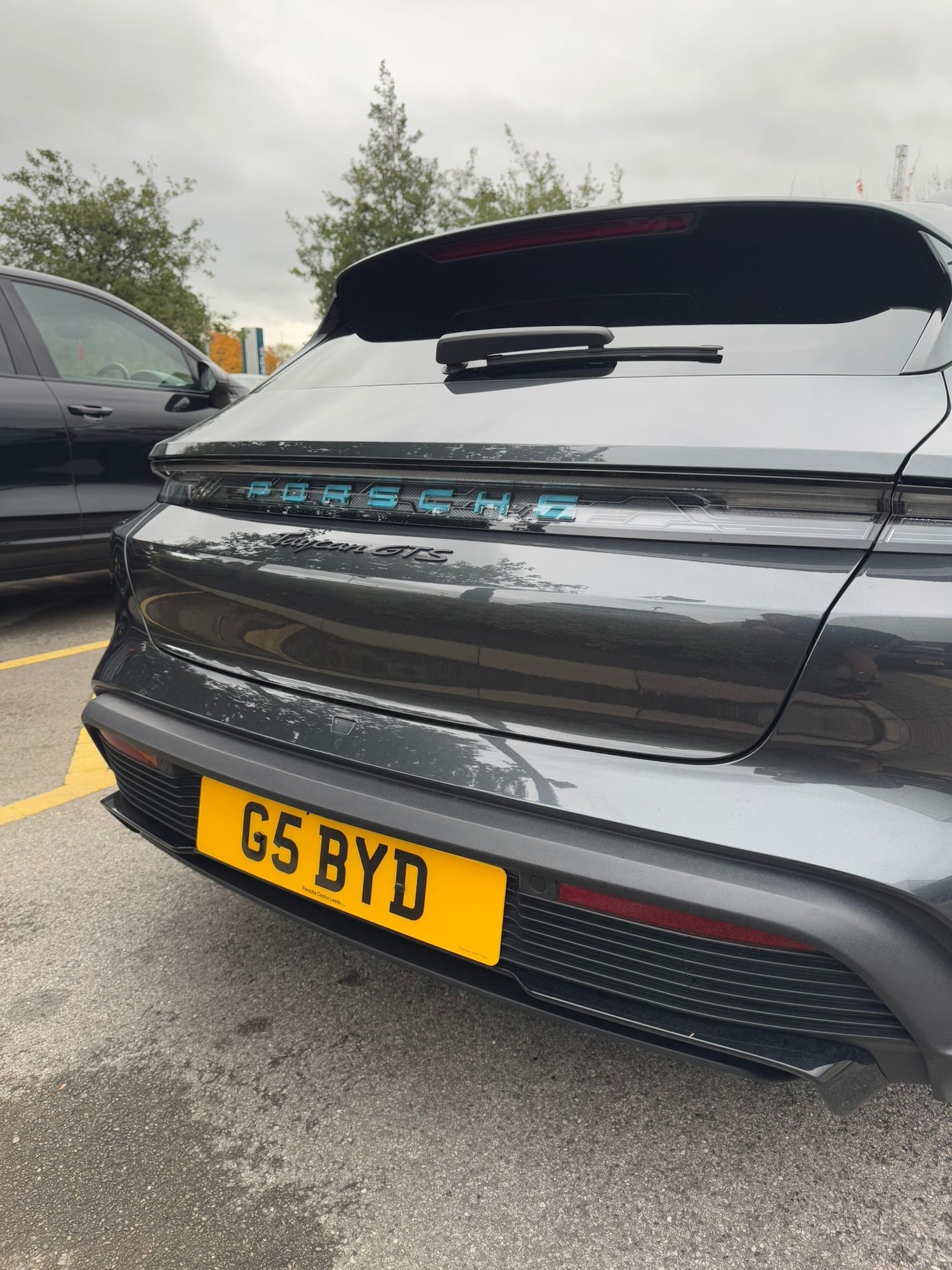 Used Porsche Taycan 2023 for sale - 76752030: Photo 9