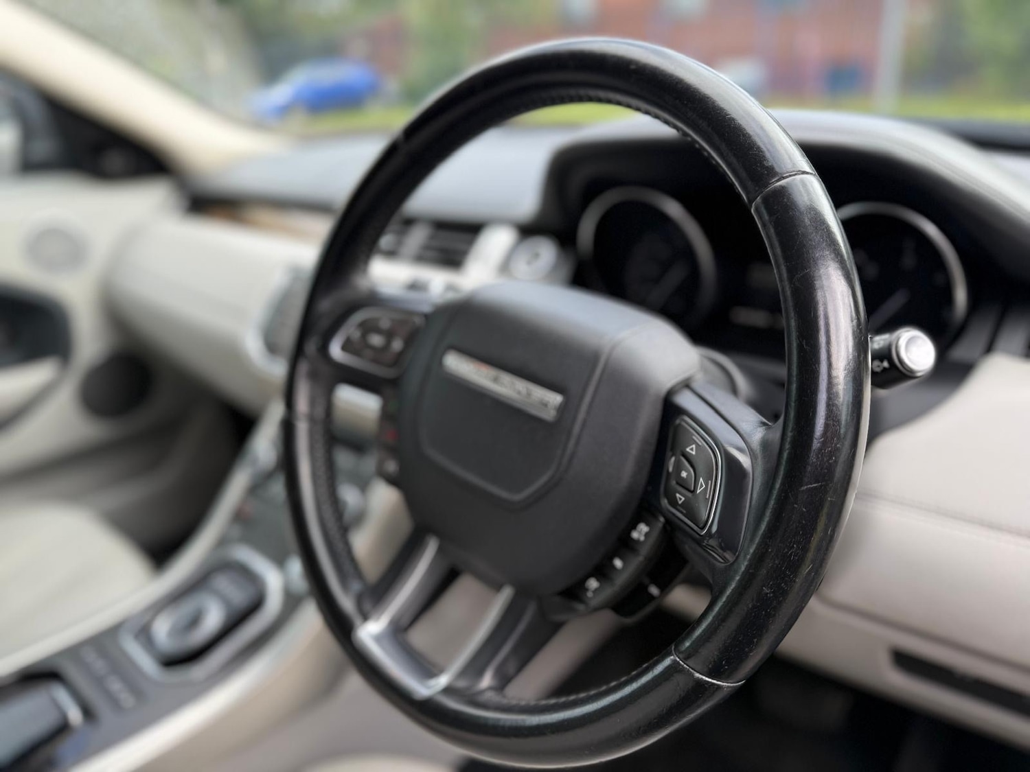 Used Land Rover Range Rover Evoque 2012 for sale - 76596619: Photo 12