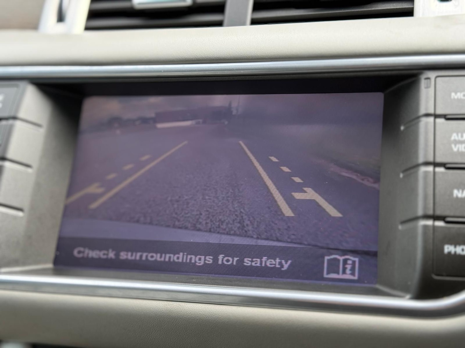 Used Land Rover Range Rover Evoque 2012 for sale - 76596619: Photo 25