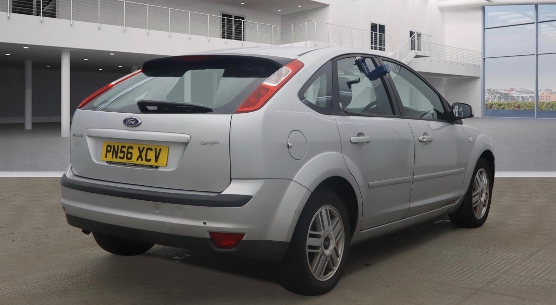 Used Ford Focus 2006 for sale - 77549065: Photo 2