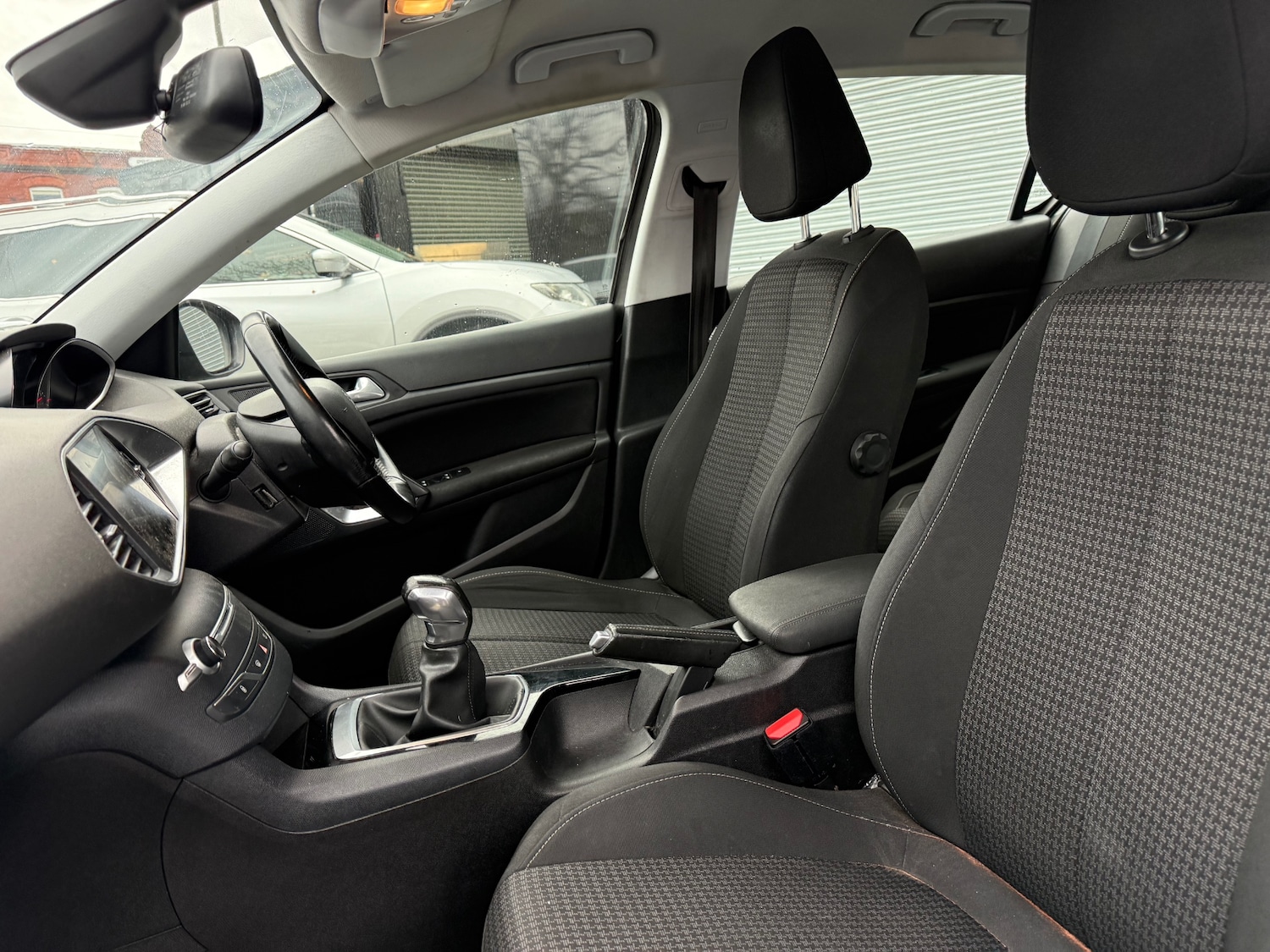 Used Peugeot 308 2018 for sale - 76573802: Photo 13