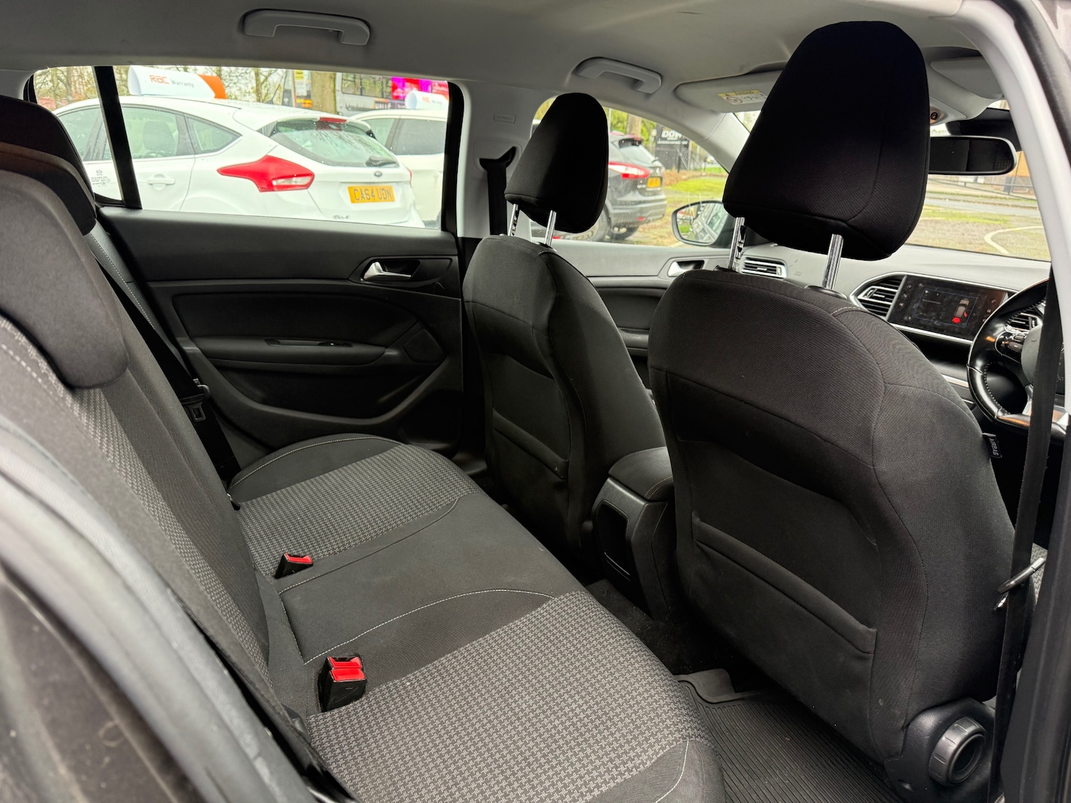 Used Peugeot 308 2018 for sale - 76573802: Photo 16