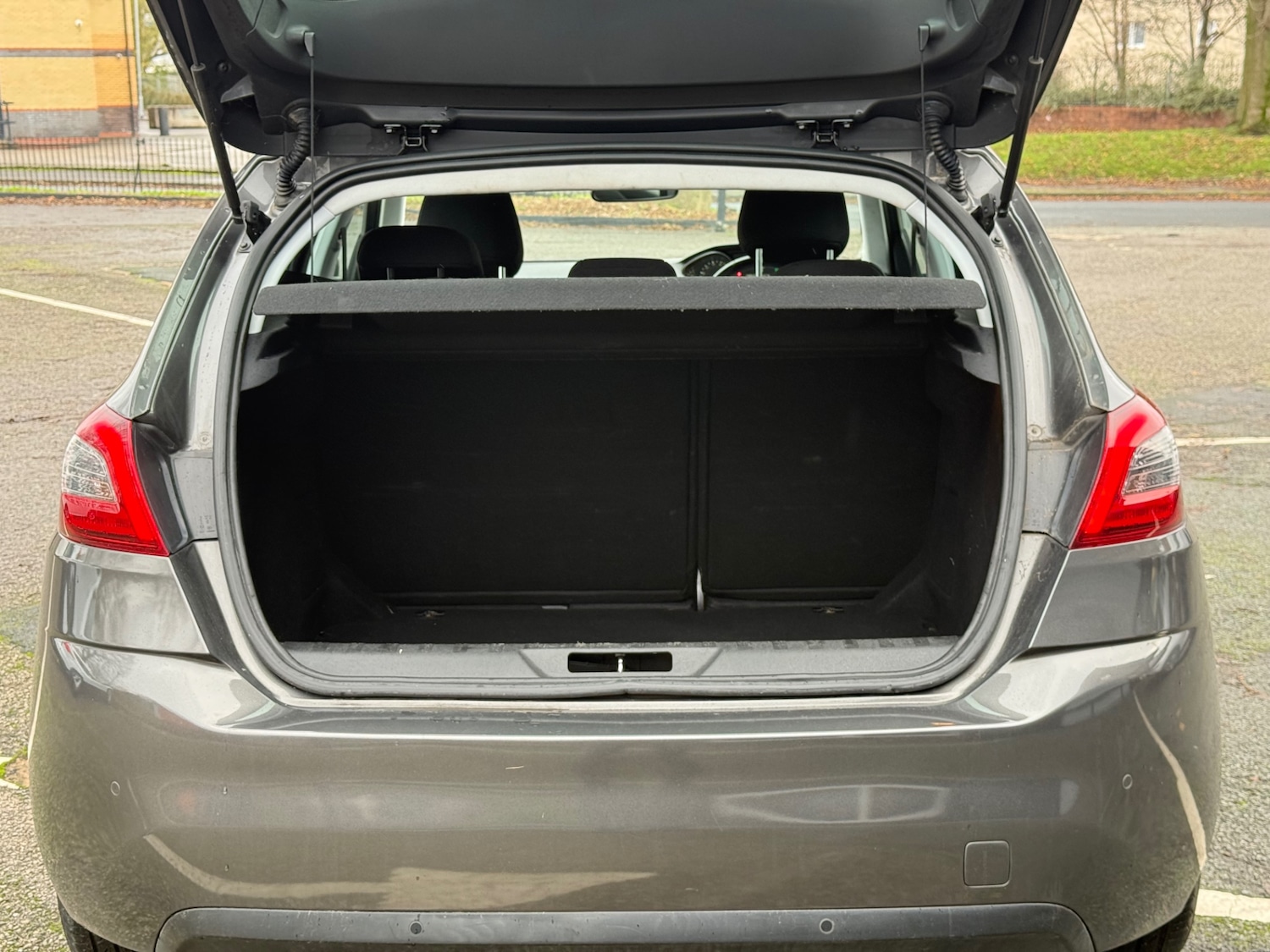 Used Peugeot 308 2018 for sale - 76573802: Photo 17