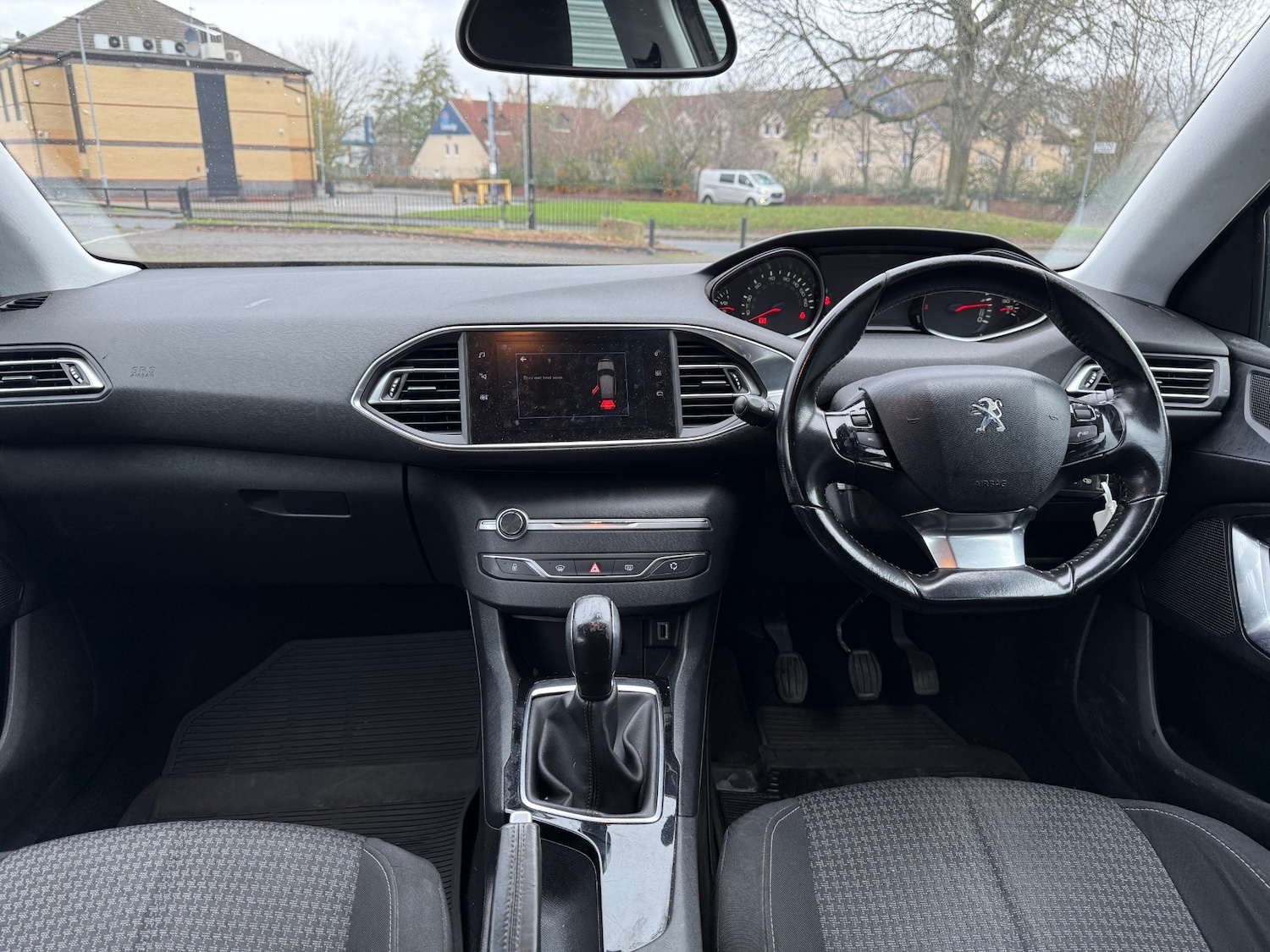 Used Peugeot 308 2018 for sale - 76573802: Photo 18
