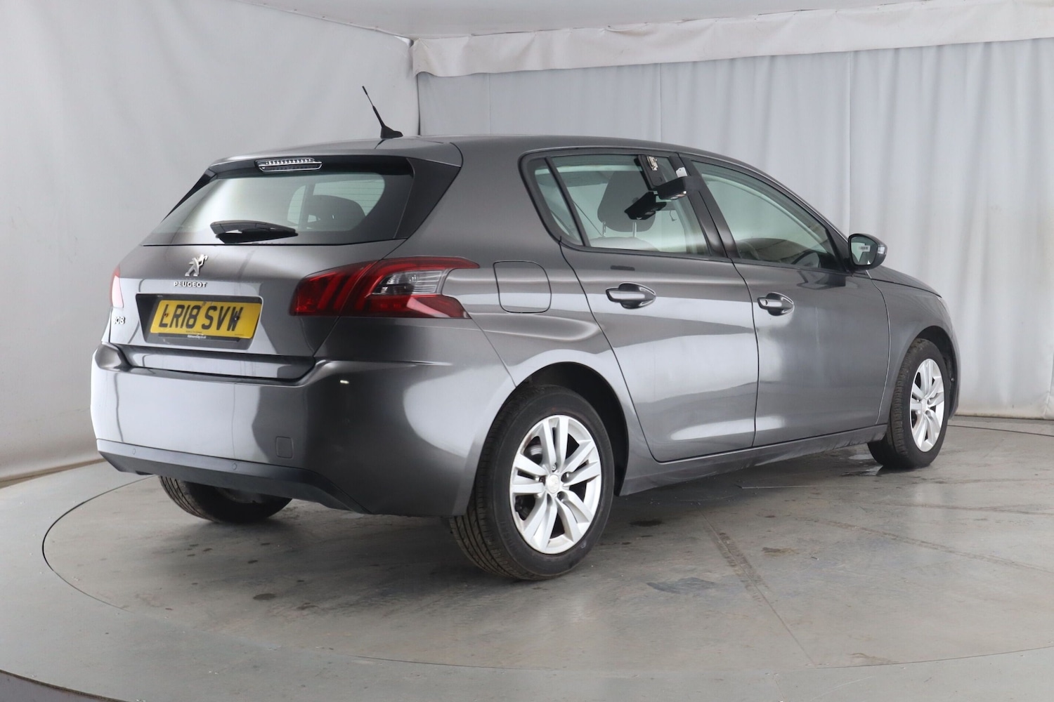 Used Peugeot 308 2018 for sale - 76573802: Photo 2