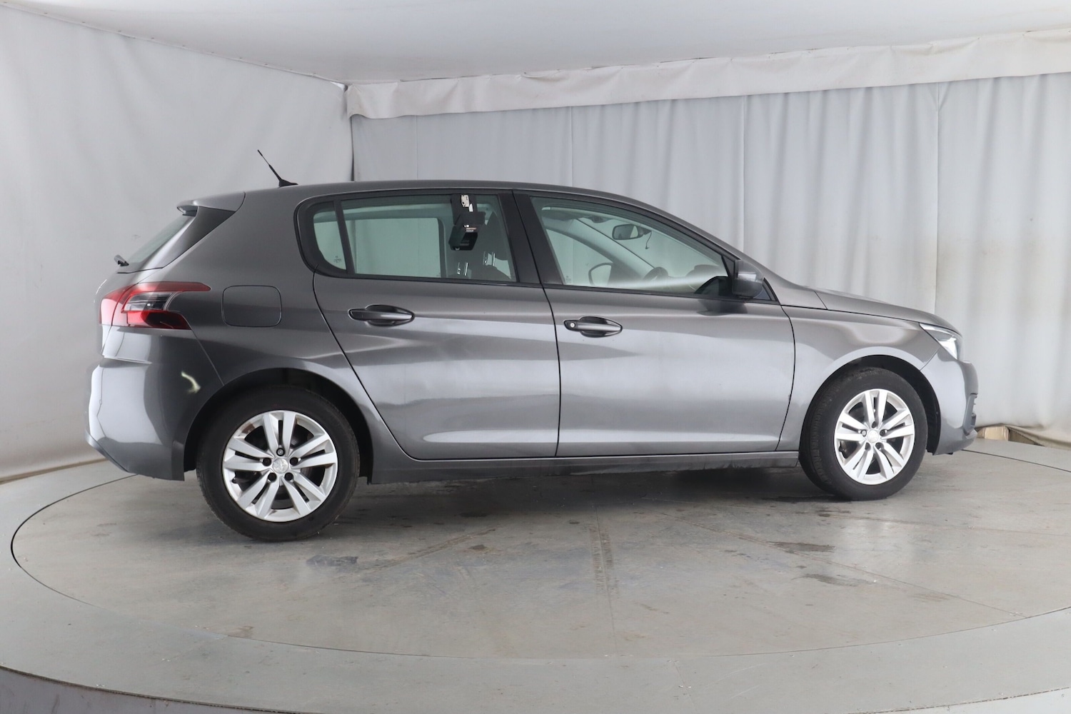 Used Peugeot 308 2018 for sale - 76573802: Photo 7