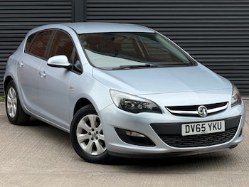 Used Vauxhall Astra 2015 for sale - 79326843: Photo