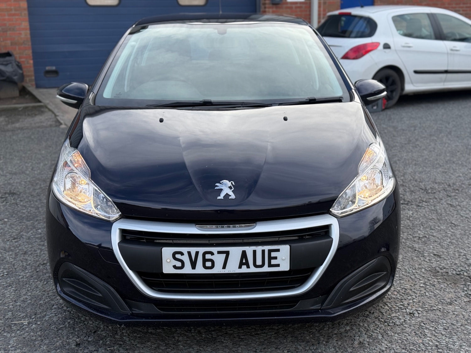 Used Peugeot 208 2018 for sale - 77549069: Photo 2