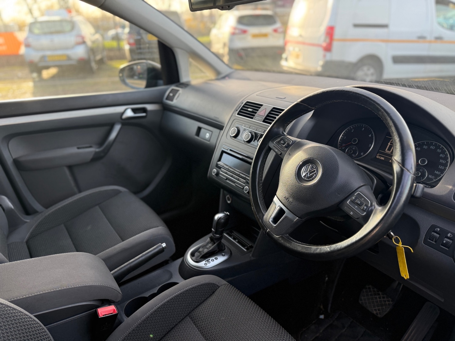 Used Volkswagen Touran 2012 for sale - 76941909: Photo 10