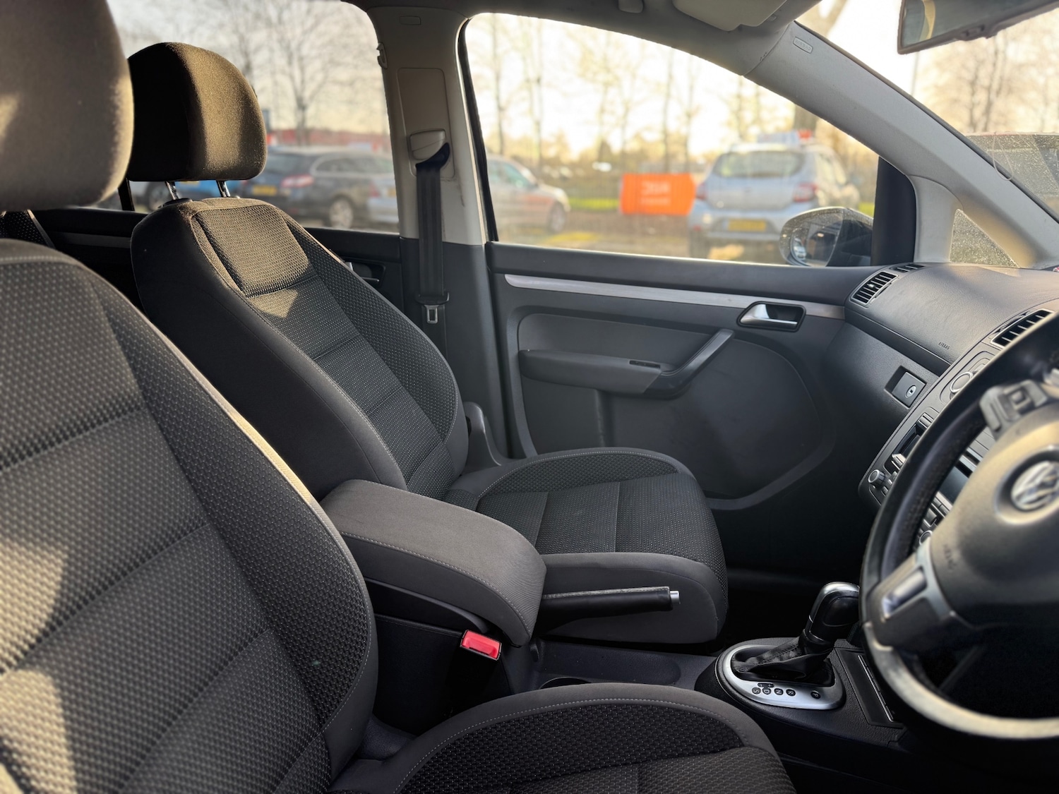 Used Volkswagen Touran 2012 for sale - 76941909: Photo 11