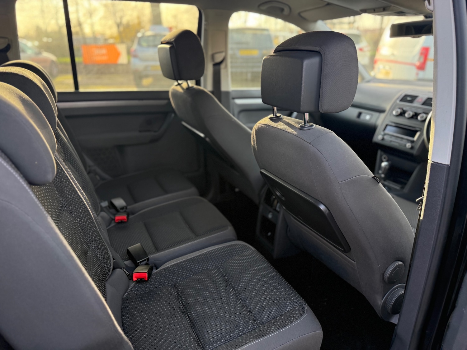 Used Volkswagen Touran 2012 for sale - 76941909: Photo 14