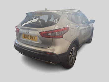 Used Nissan Qashqai 2018 for sale - 76837372: Photo