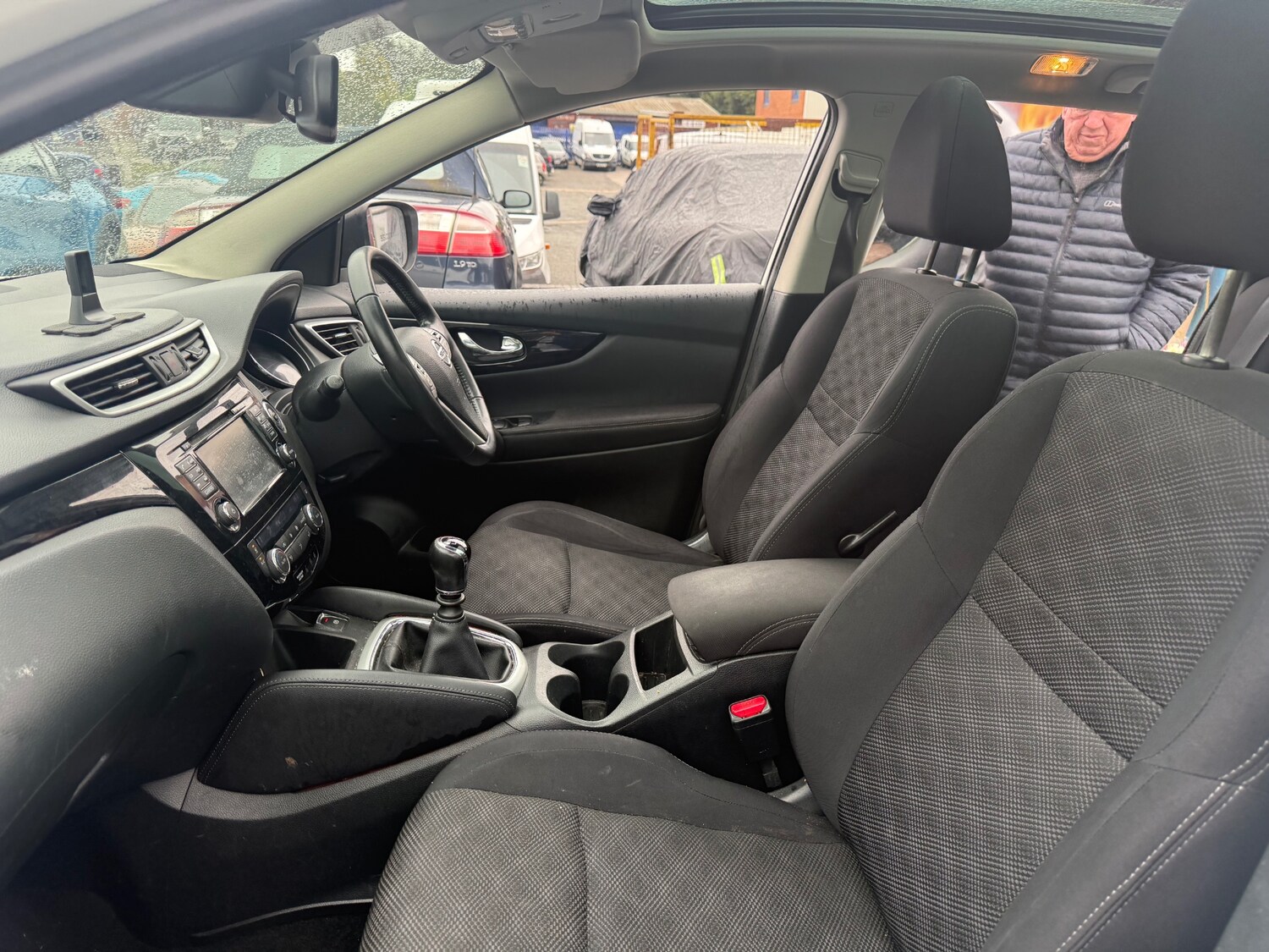 Used Nissan Qashqai 2017 for sale - 77549068: Photo 8