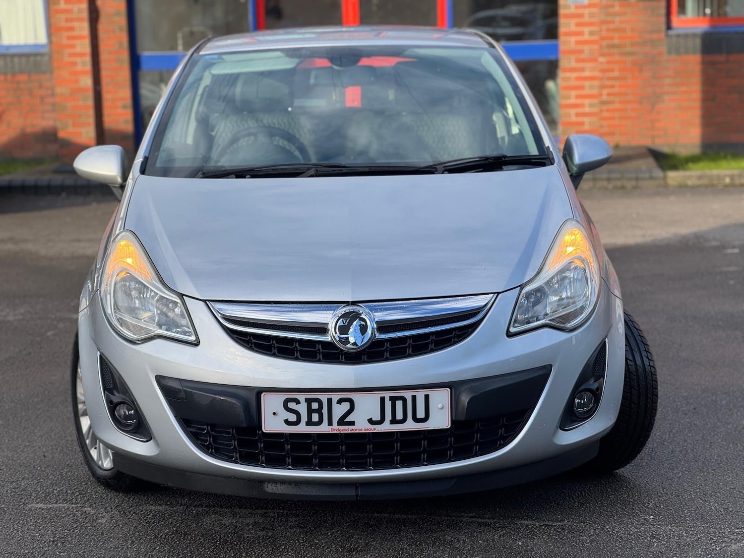 Used Vauxhall Corsa 2012 for sale - 77426219: Photo 2