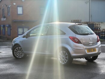 Used Vauxhall Corsa 2012 for sale - 77426219: Photo