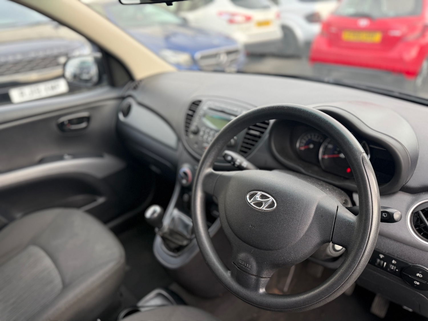 Used Hyundai i10 2011 for sale - 77394010: Photo 8