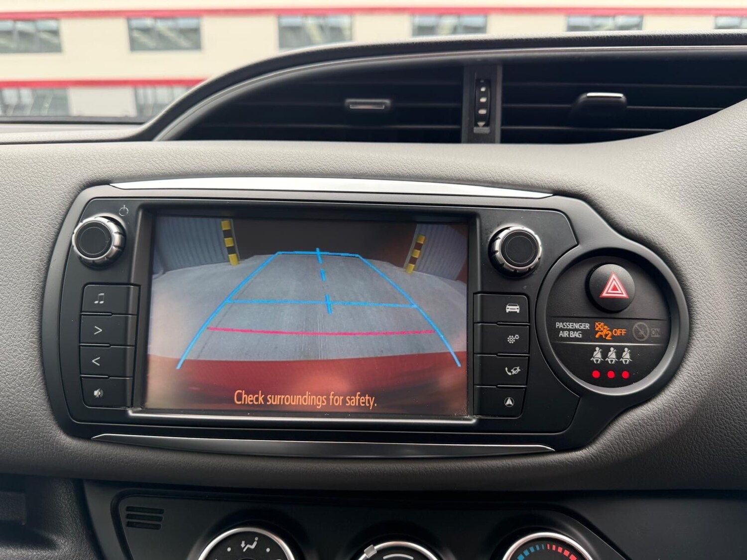 Used Toyota Yaris 2016 for sale - 76591923: Photo 23