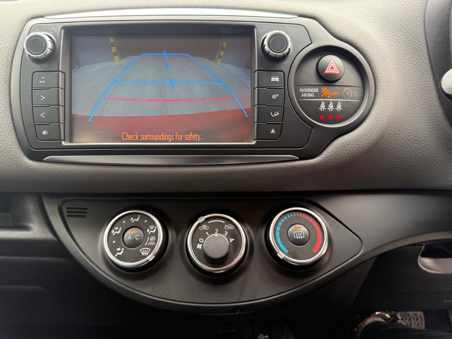 Used Toyota Yaris 2016 for sale - 76591923: Photo 26