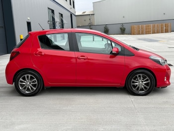 Used Toyota Yaris 2016 for sale - 76591923: Photo