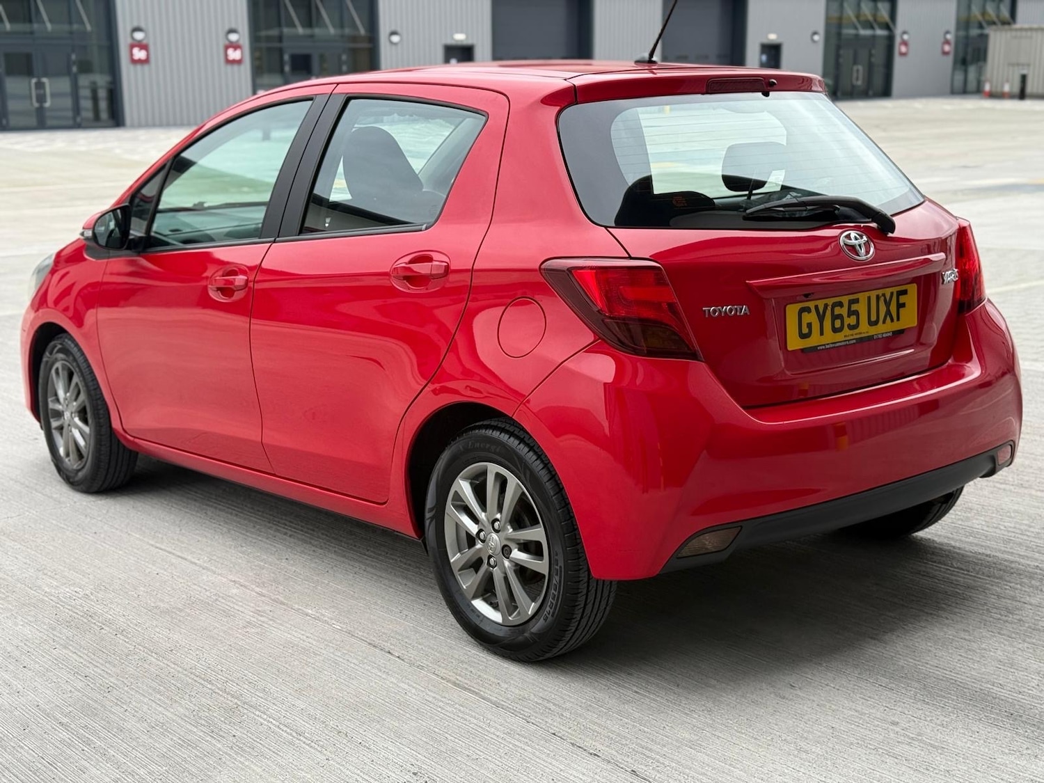 Used Toyota Yaris 2016 for sale - 76591923: Photo 8