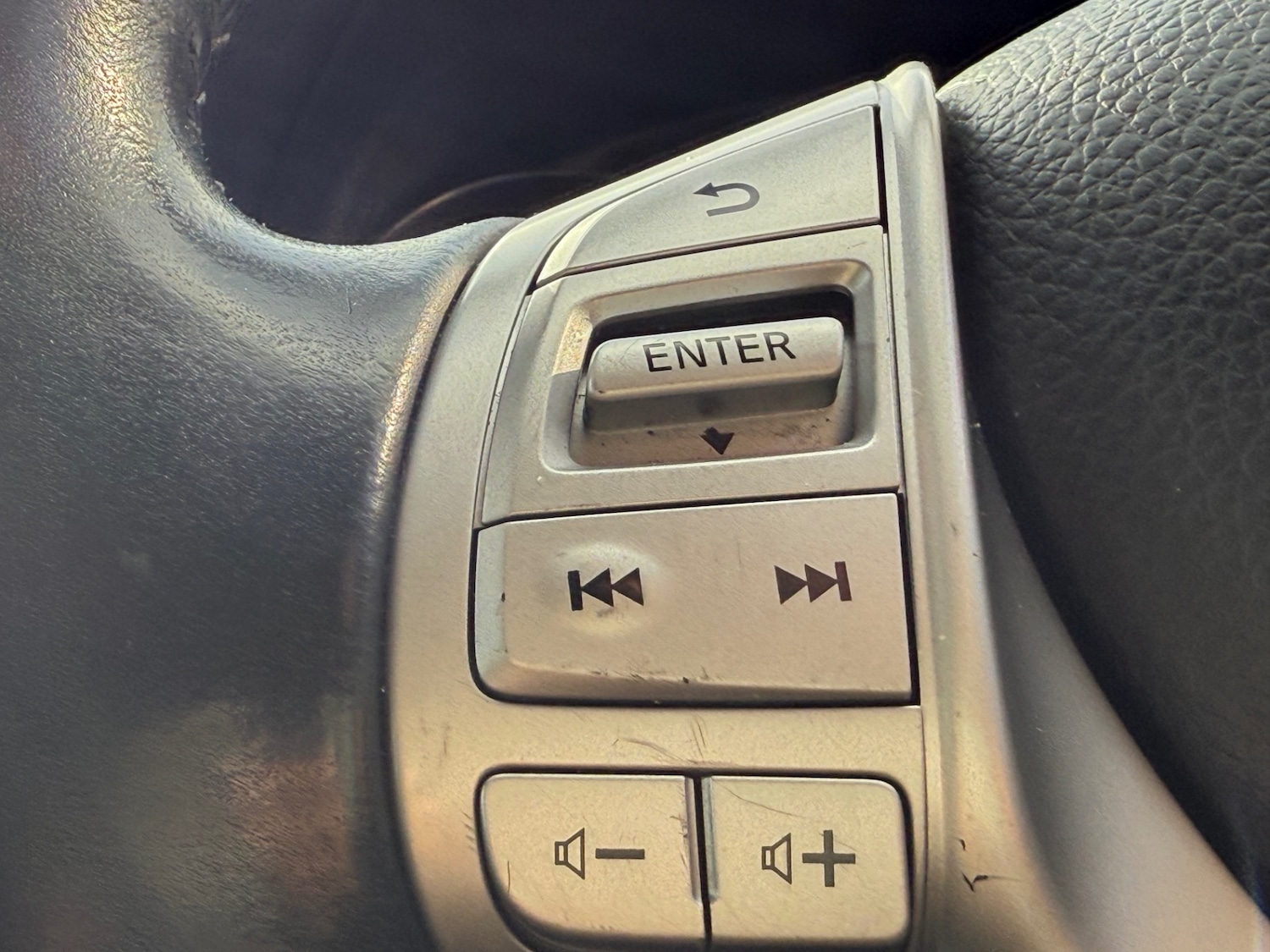 Used Nissan Qashqai 2015 for sale - 76548083: Photo 13