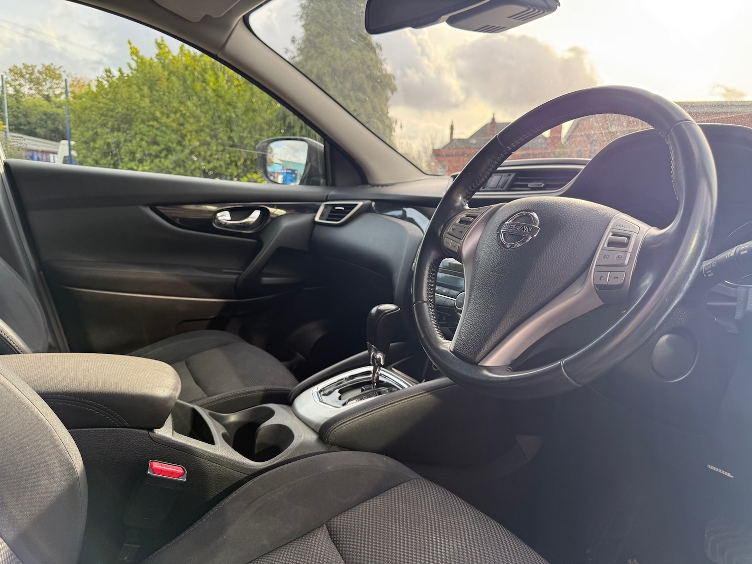 Used Nissan Qashqai 2015 for sale - 76548083: Photo 14