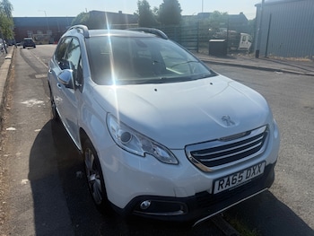 Used Peugeot 2008 2015 for sale - 78740180: Photo