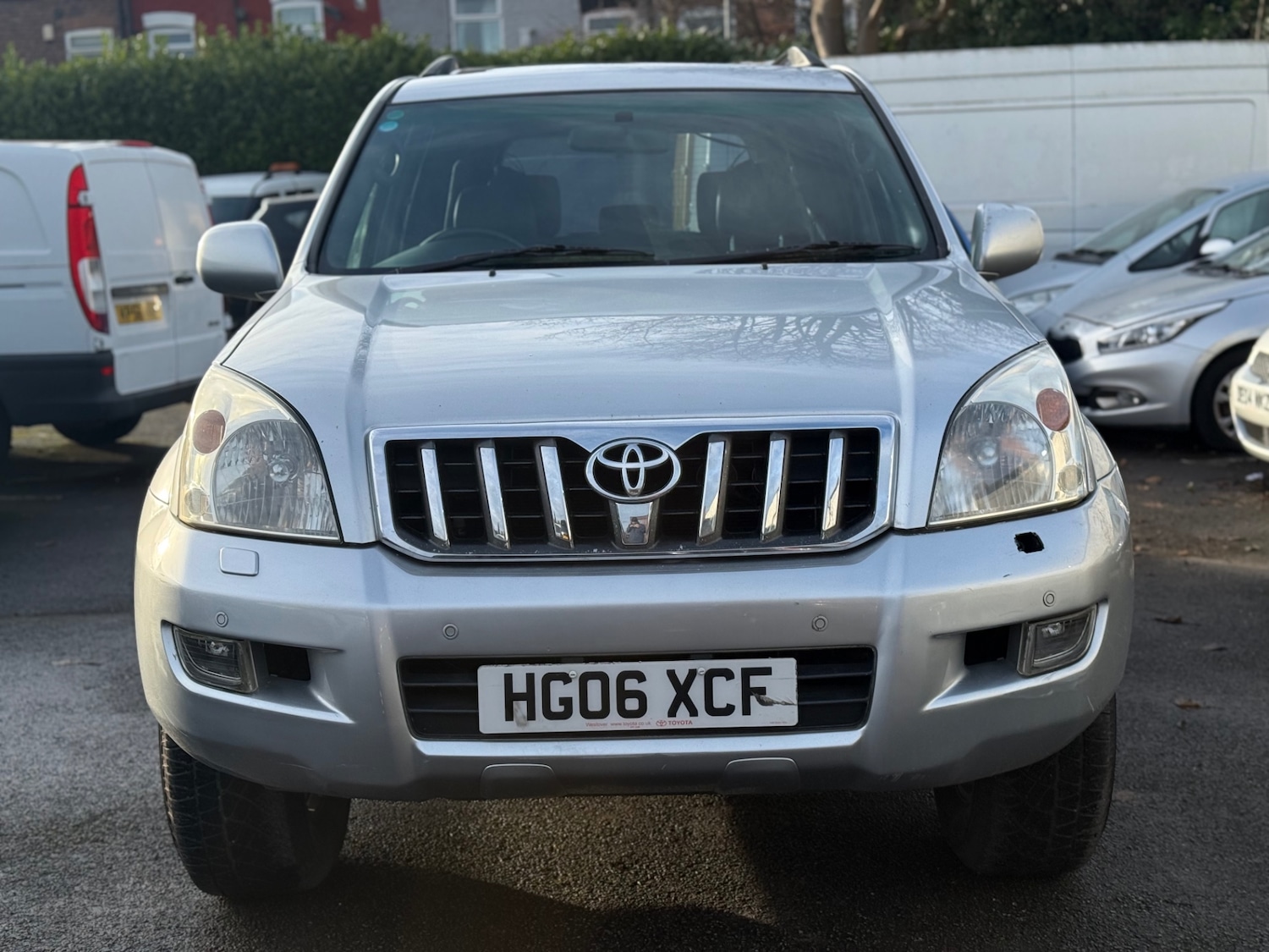 Used Toyota Land Cruiser 2006 for sale - 77200861: Photo 2