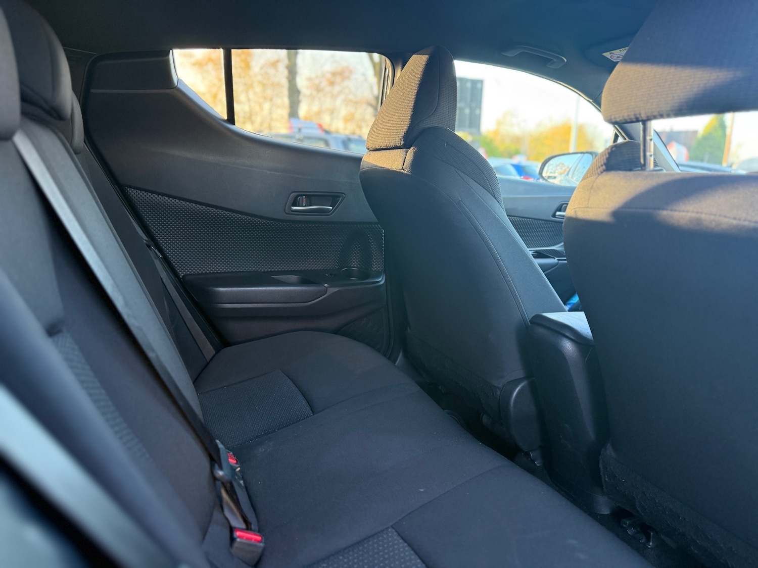 Used Toyota C-HR 2019 for sale - 76738608: Photo 12