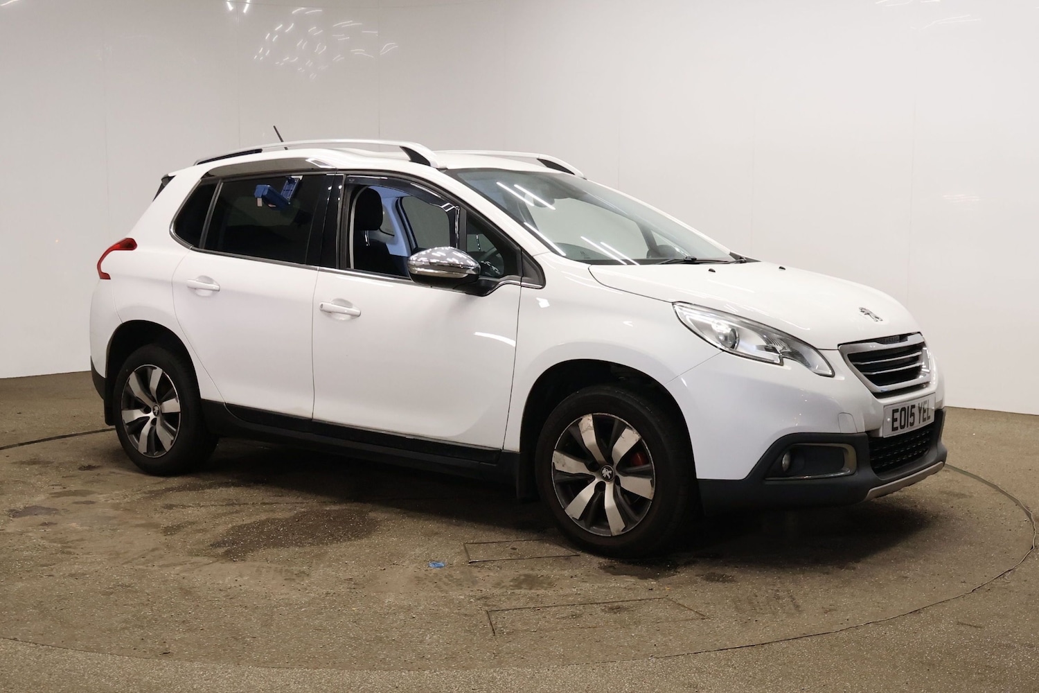 Used Peugeot 2008 2015 for sale - 76643708: Photo 1