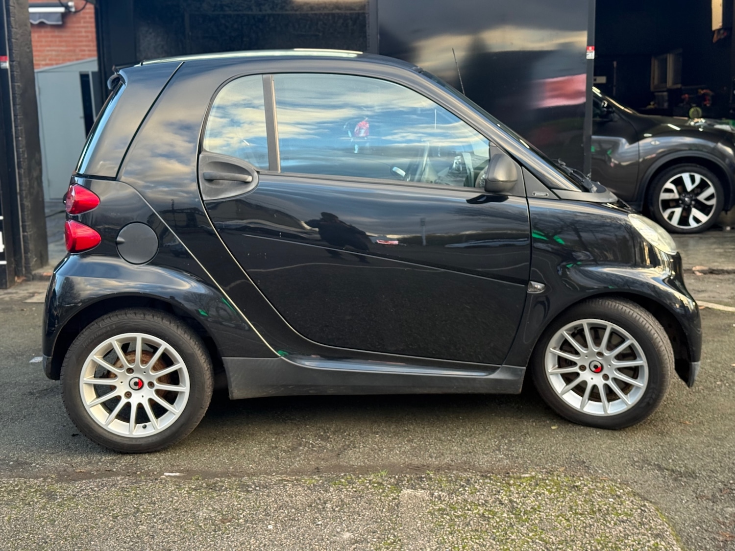 Used smart fortwo 2009 for sale - 76682685: Photo 4